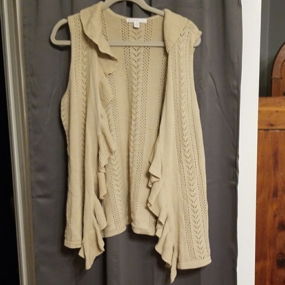 JM Collection Sweaters - JM Collections ruffled front sweater vest 1X